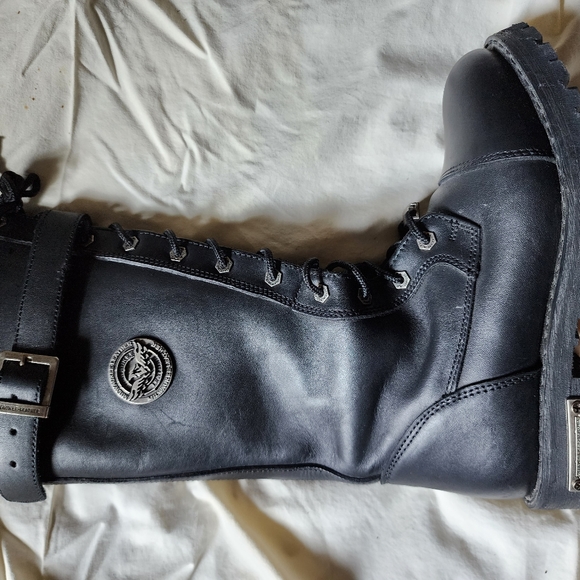 Milwaukee Women's Leather Riding Boots - Picture 5 of 8